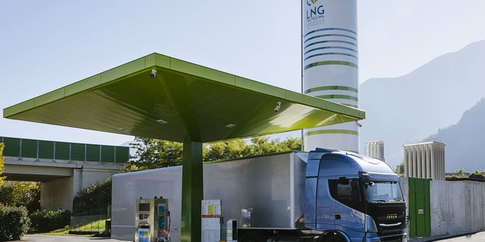 LNG-Tankstelle für das Erdgasfahrzeug IVECO Stralis NP